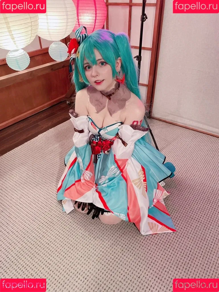 Saya Scarlet Onlyfans Photo Gallery 