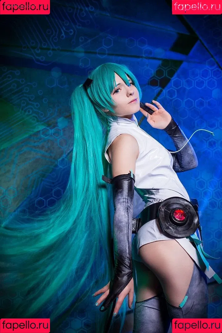 Saya Scarlet Onlyfans Photo Gallery 