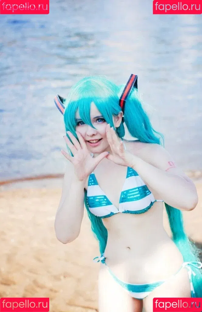 Saya Scarlet Onlyfans Photo Gallery 