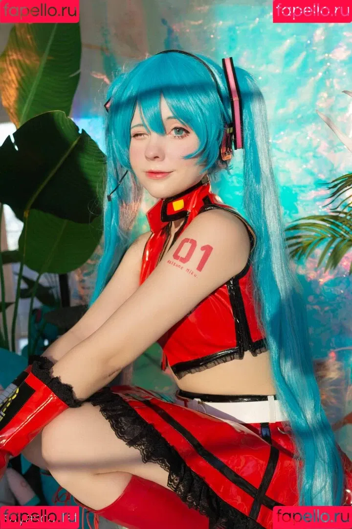 Saya Scarlet Onlyfans Photo Gallery 