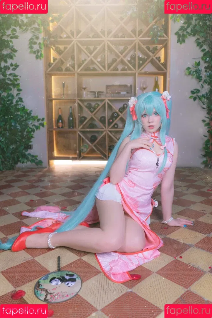 Saya Scarlet Onlyfans Photo Gallery 