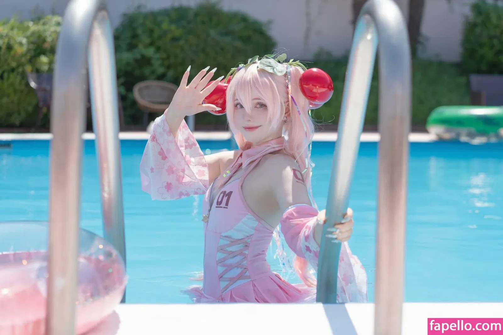 Saya Scarlet Onlyfans Photo Gallery 