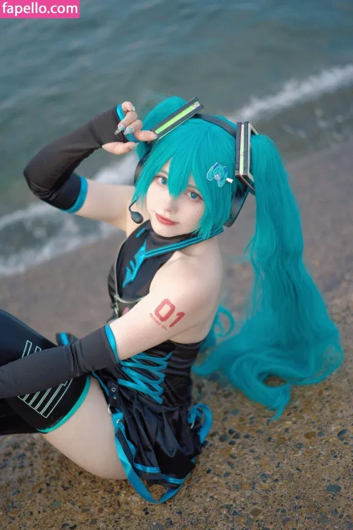 Saya Scarlet Onlyfans Photo Gallery 