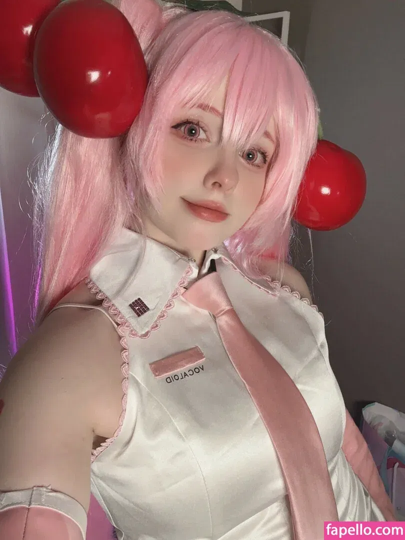 Saya Scarlet Onlyfans Photo Gallery 