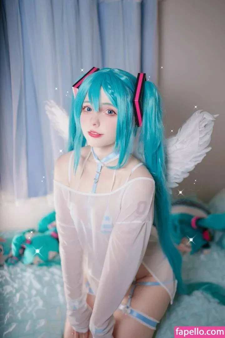 Saya Scarlet Onlyfans Photo Gallery 