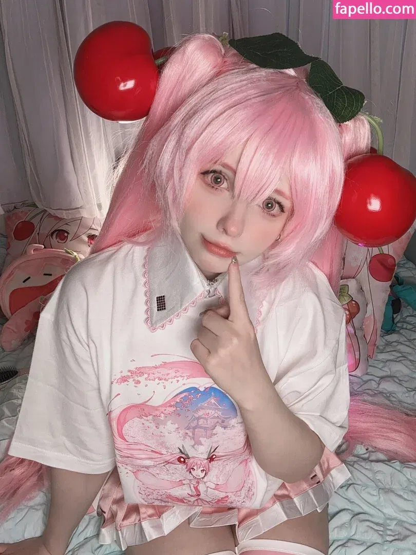 Saya Scarlet Onlyfans Photo Gallery 