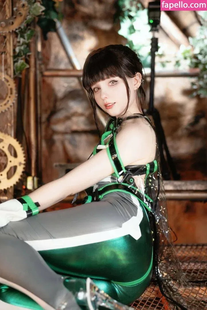 Saya Scarlet Onlyfans Photo Gallery 