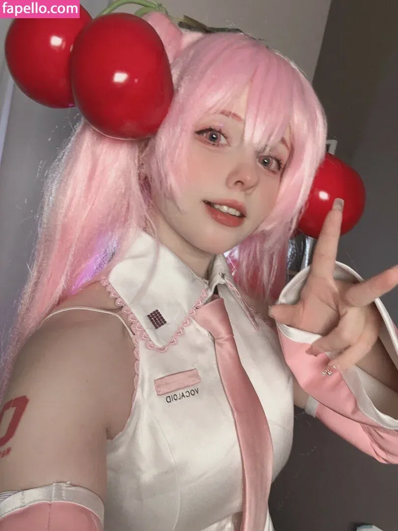 Saya Scarlet Onlyfans Photo Gallery 