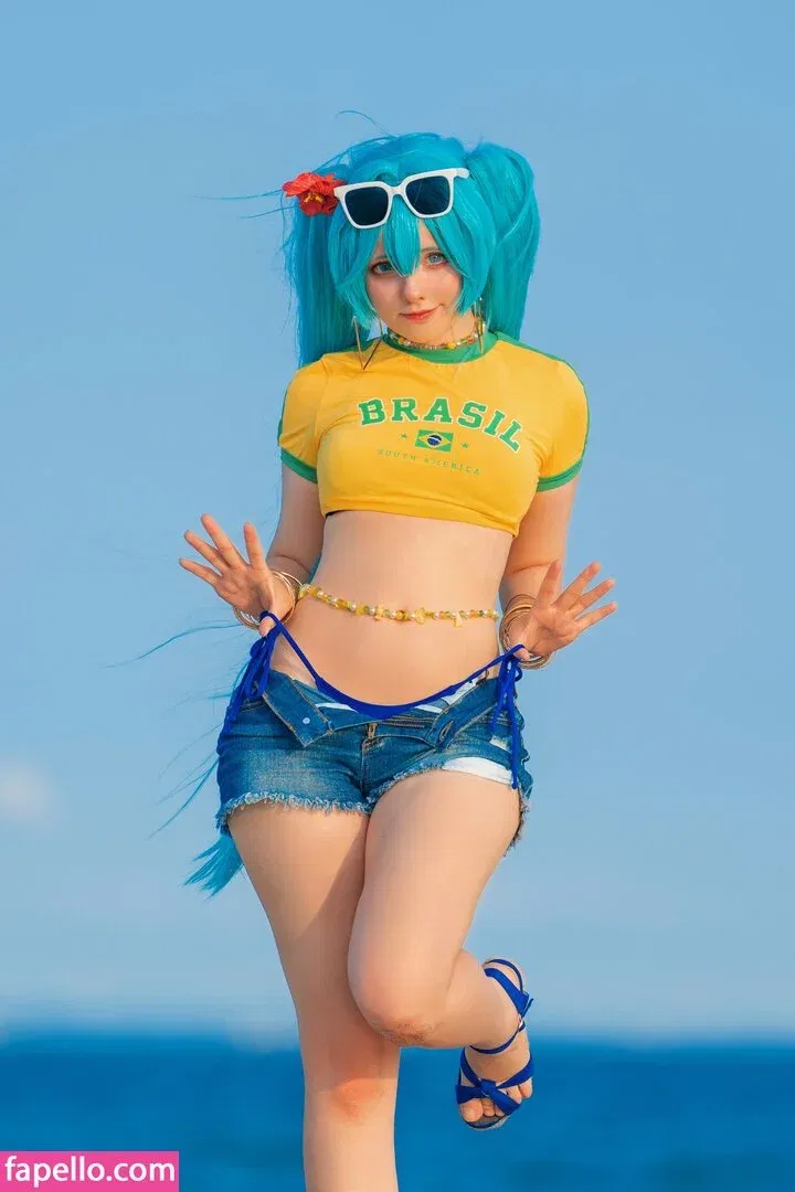 Saya Scarlet Onlyfans Photo Gallery 