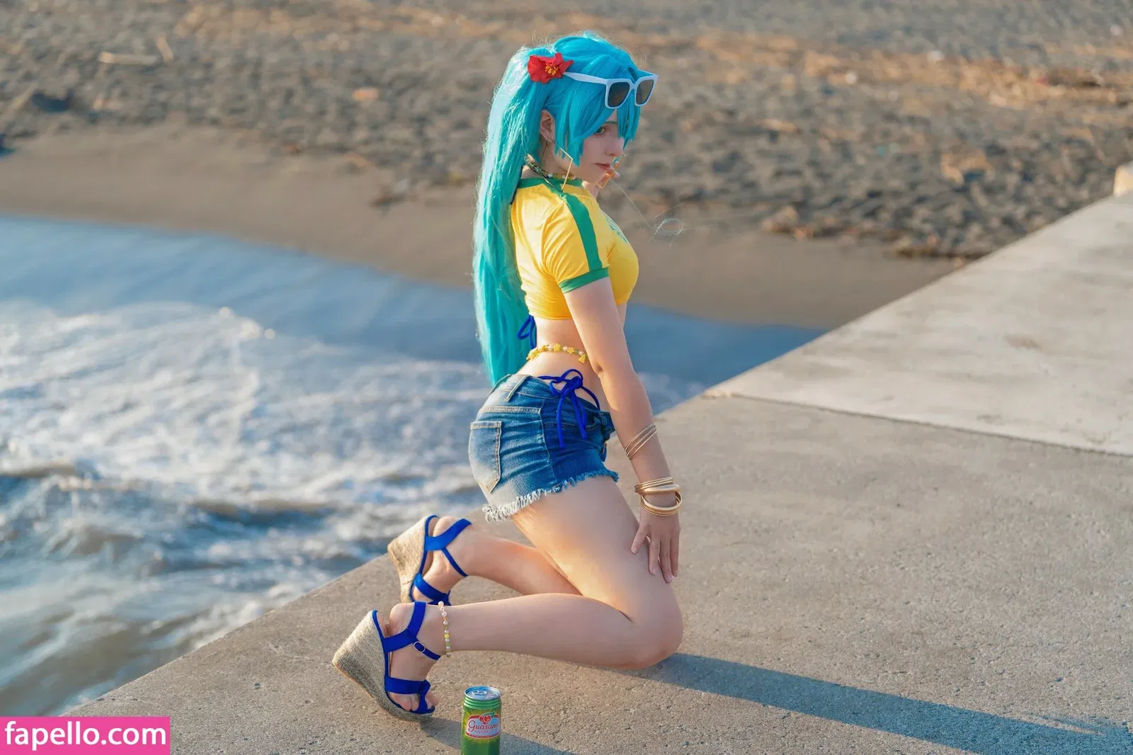 Saya Scarlet Onlyfans Photo Gallery 