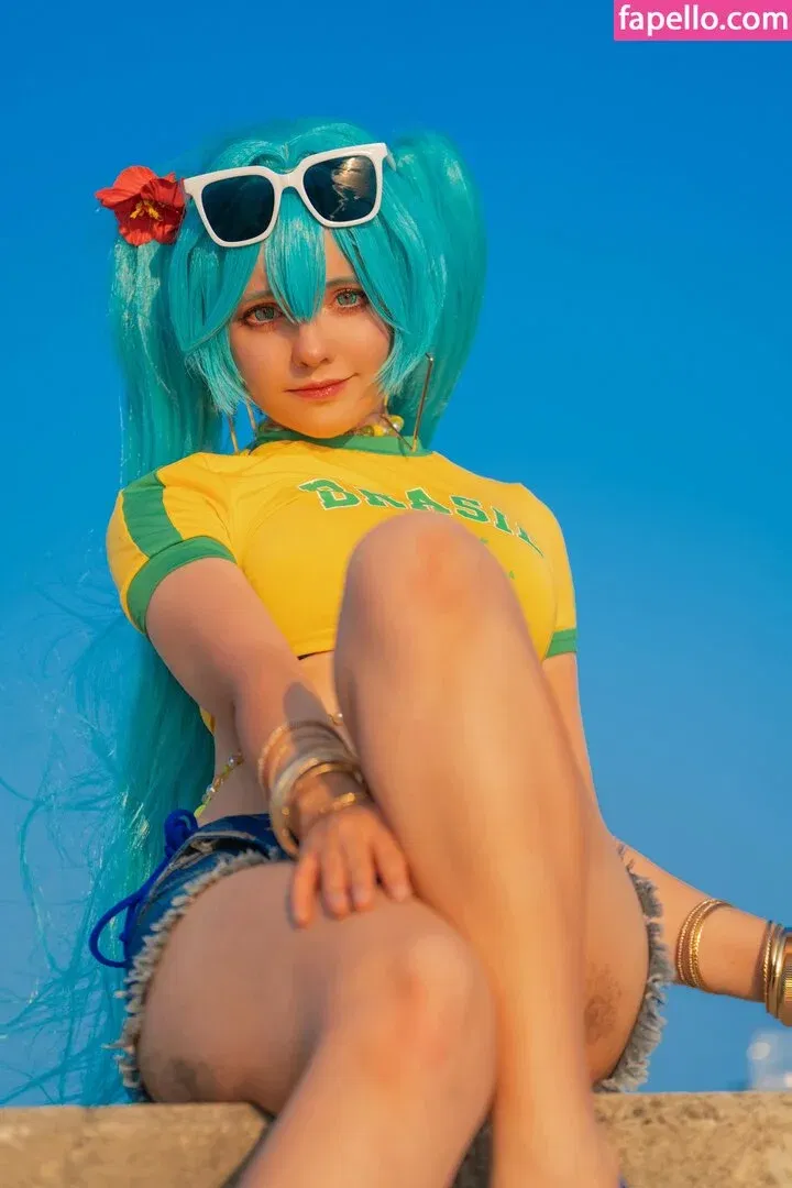 Saya Scarlet Onlyfans Photo Gallery 