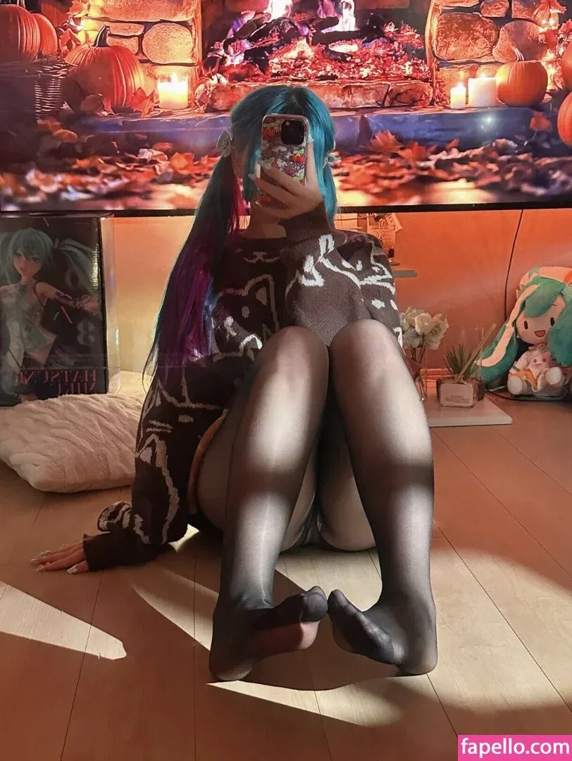 Saya Scarlet Onlyfans Photo Gallery 