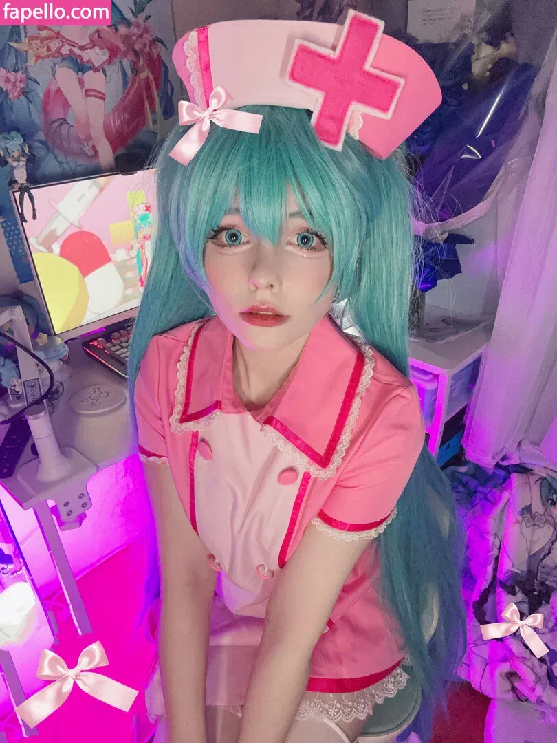 Saya Scarlet Onlyfans Photo Gallery 