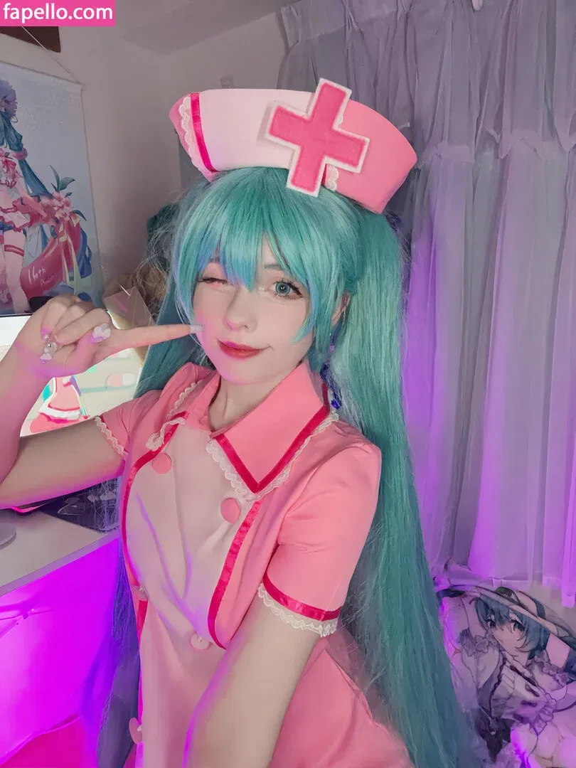 Saya Scarlet Onlyfans Photo Gallery 