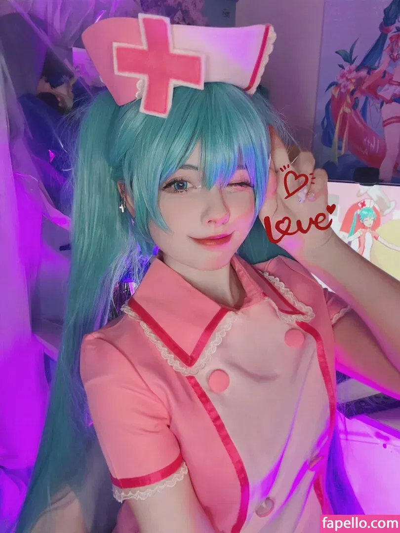 Saya Scarlet Onlyfans Photo Gallery 