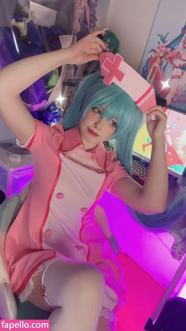 Saya Scarlet Onlyfans Photo Gallery 