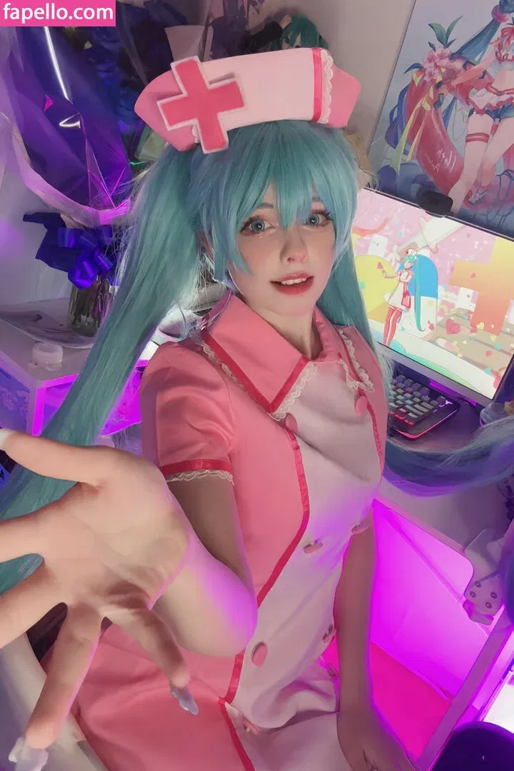 Saya Scarlet Onlyfans Photo Gallery 