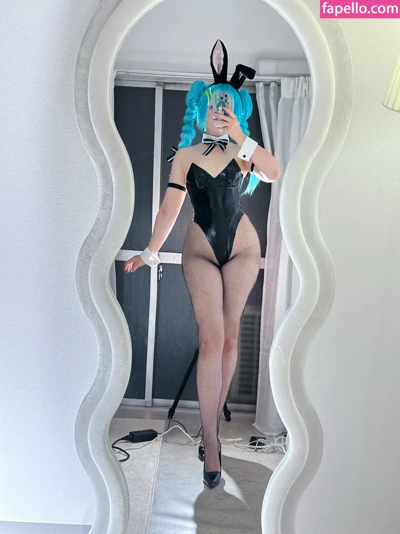 Saya Scarlet Onlyfans Photo Gallery 