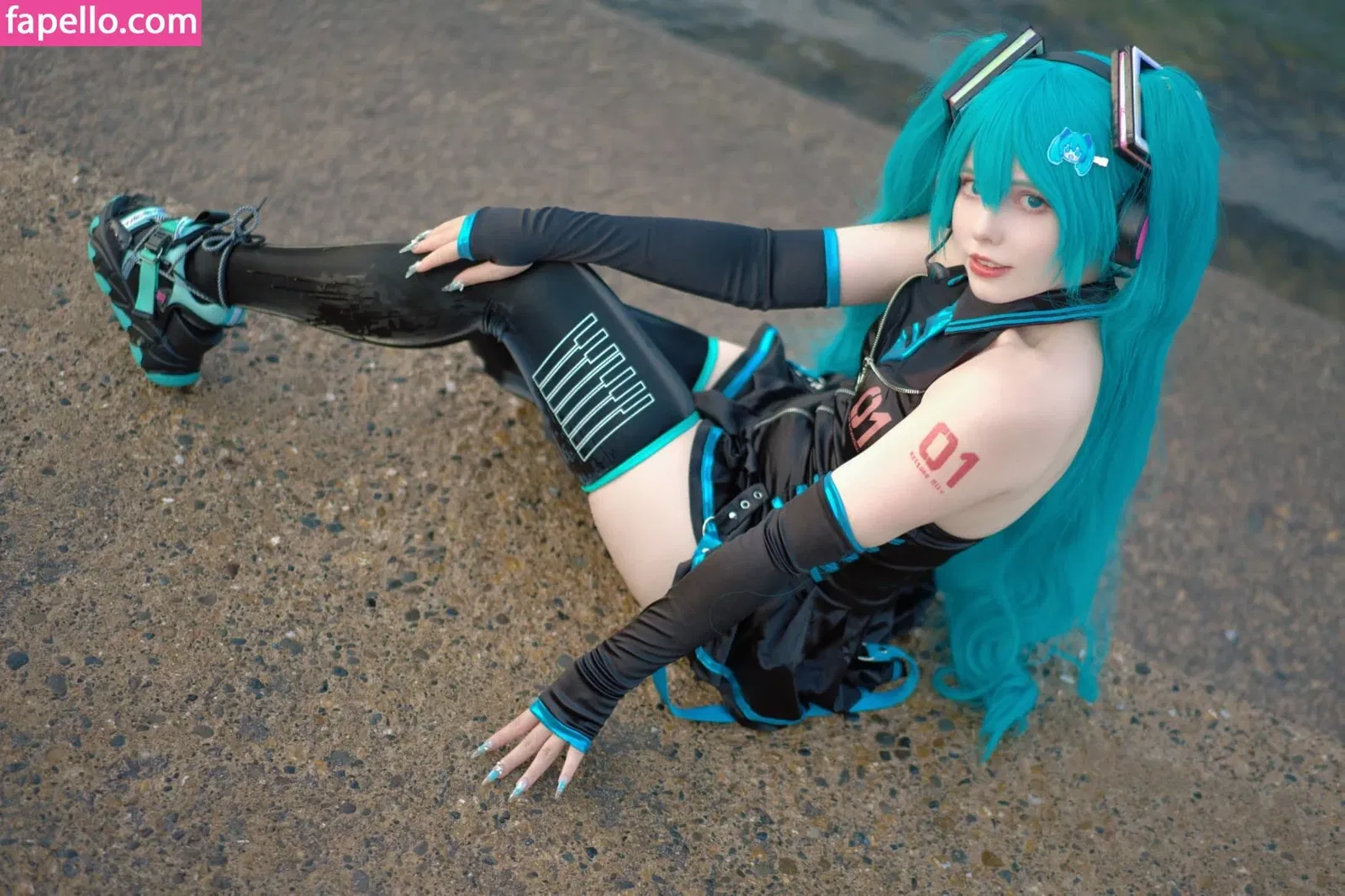 Saya Scarlet Onlyfans Photo Gallery 