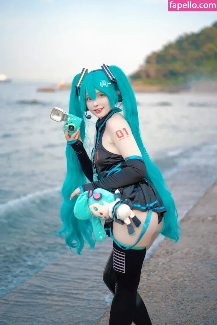 Saya Scarlet Onlyfans Photo Gallery 