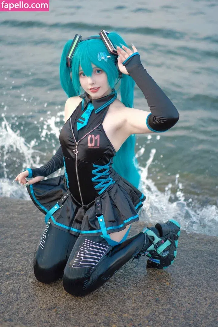 Saya Scarlet Onlyfans Photo Gallery 