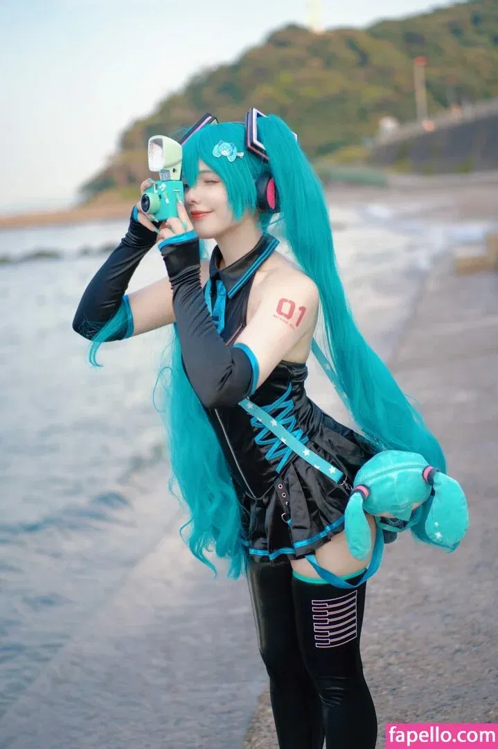 Saya Scarlet Onlyfans Photo Gallery 