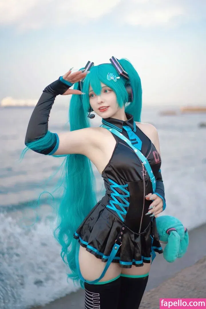 Saya Scarlet Onlyfans Photo Gallery 