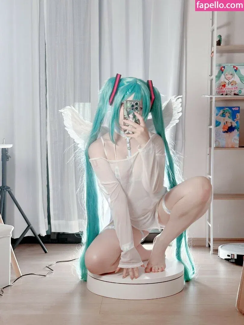 Saya Scarlet Onlyfans Photo Gallery 