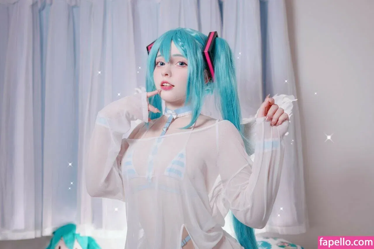 Saya Scarlet Onlyfans Photo Gallery 