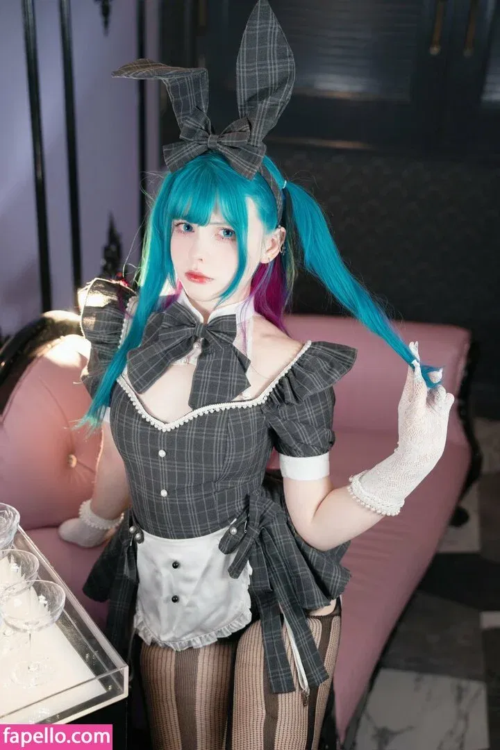 Saya Scarlet Onlyfans Photo Gallery 