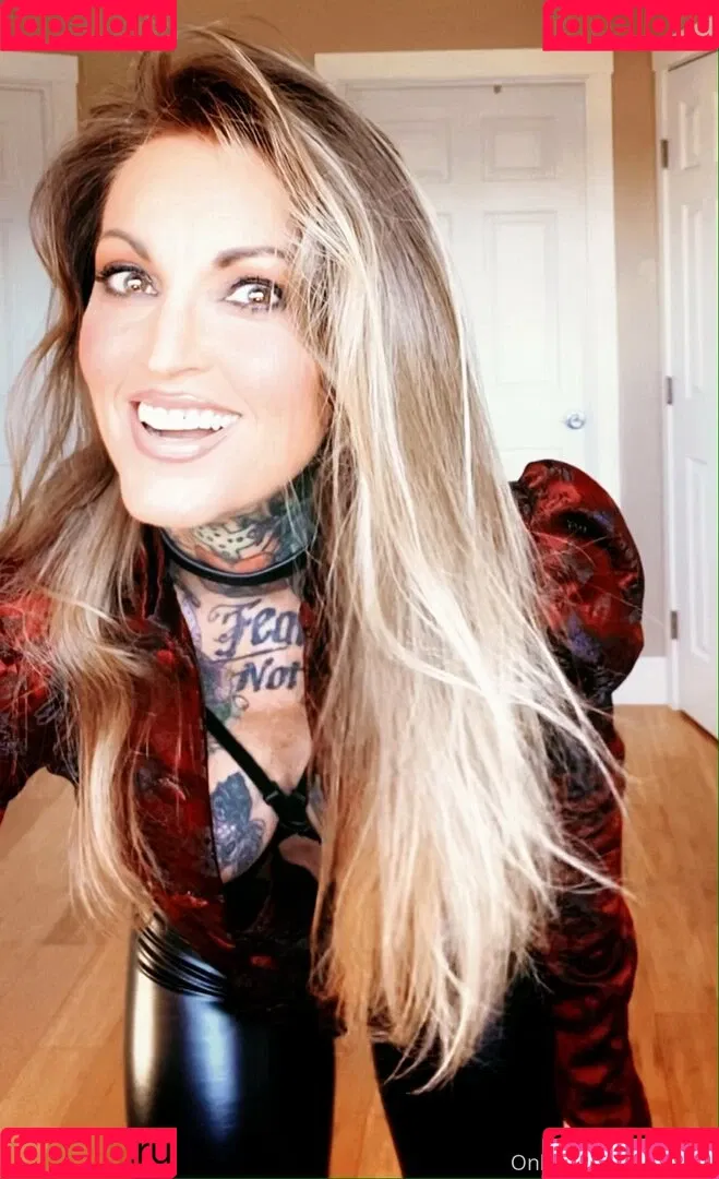 janine Onlyfans Photo Gallery 