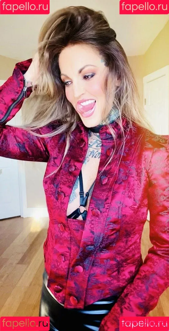 janine Onlyfans Photo Gallery 