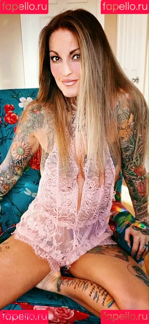 janine Onlyfans Photo Gallery 
