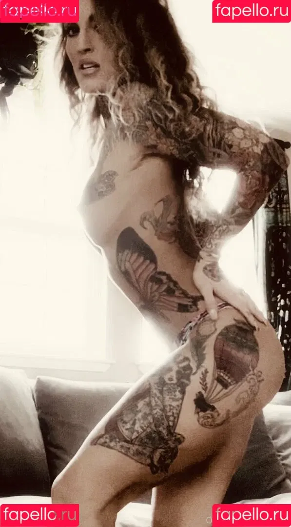 janine Onlyfans Photo Gallery 