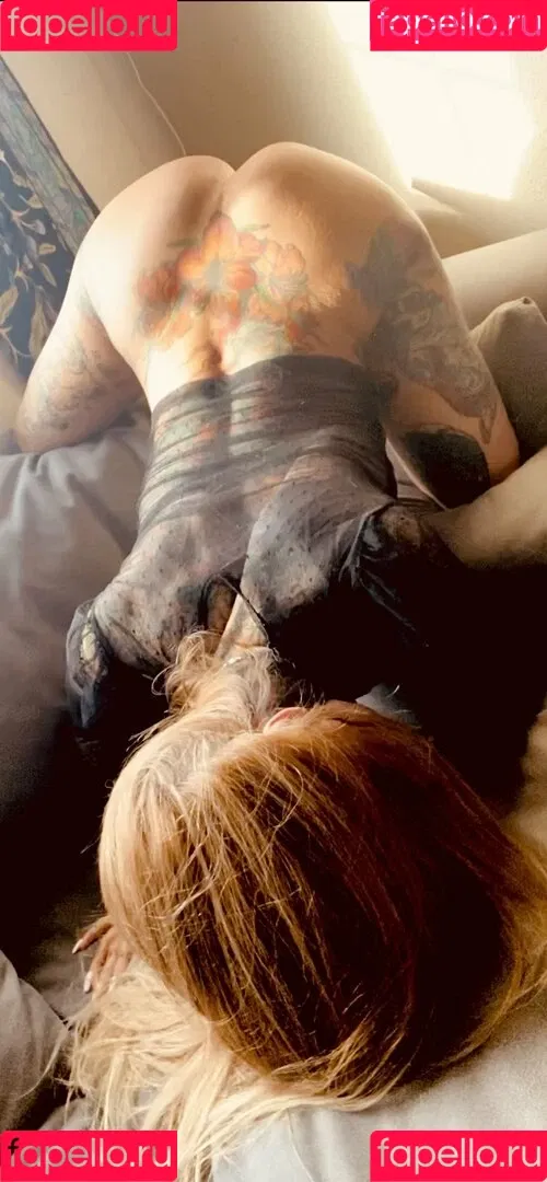 janine Onlyfans Photo Gallery 