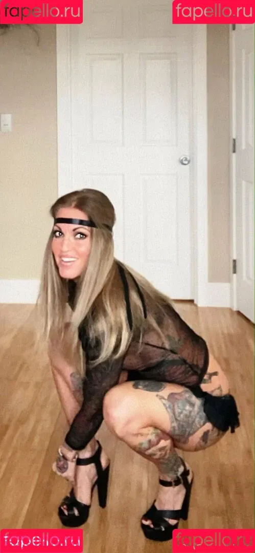 janine Onlyfans Photo Gallery 