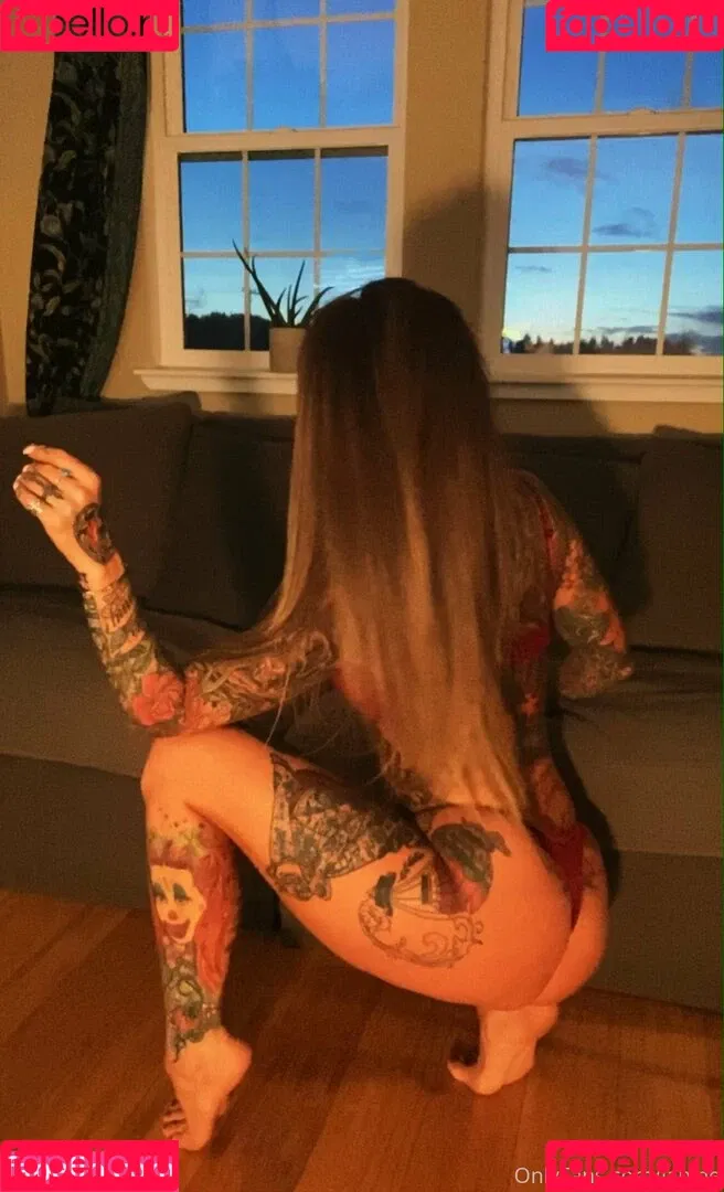 janine Onlyfans Photo Gallery 