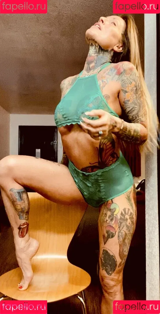 janine Onlyfans Photo Gallery 