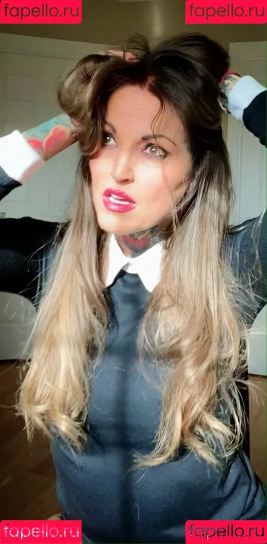 janine Onlyfans Photo Gallery 