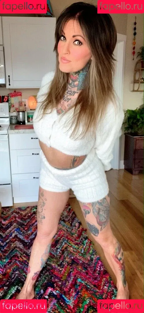 janine Onlyfans Photo Gallery 