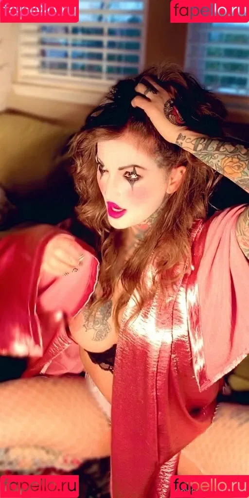 janine Onlyfans Photo Gallery 