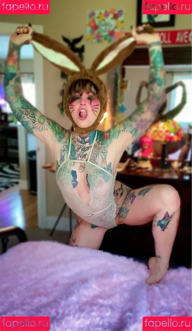 janine Onlyfans Photo Gallery 