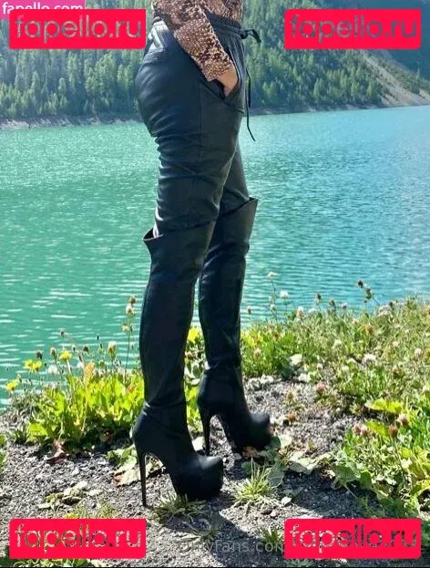 janine Onlyfans Photo Gallery 