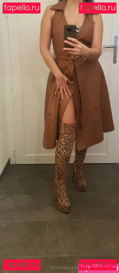 janine Onlyfans Photo Gallery 