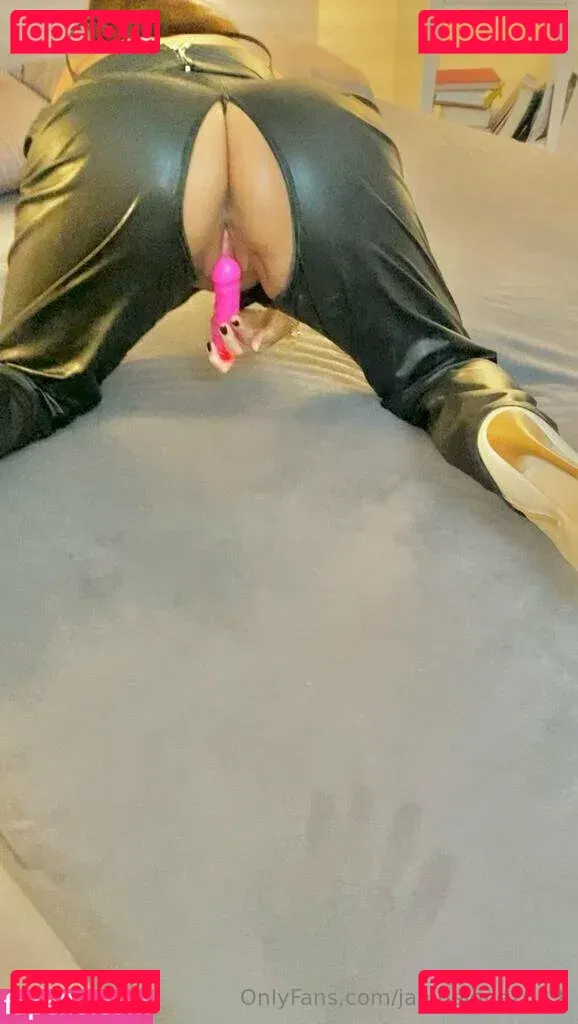 janine Onlyfans Photo Gallery 