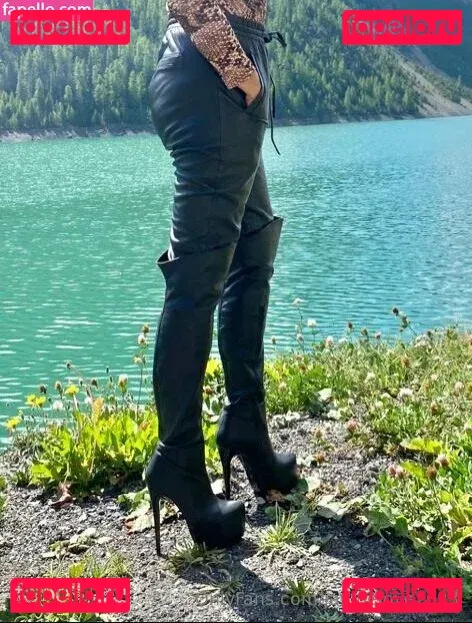 janine Onlyfans Photo Gallery 