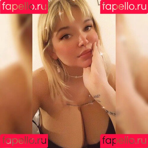 clemenbujazha Onlyfans Photo Gallery 