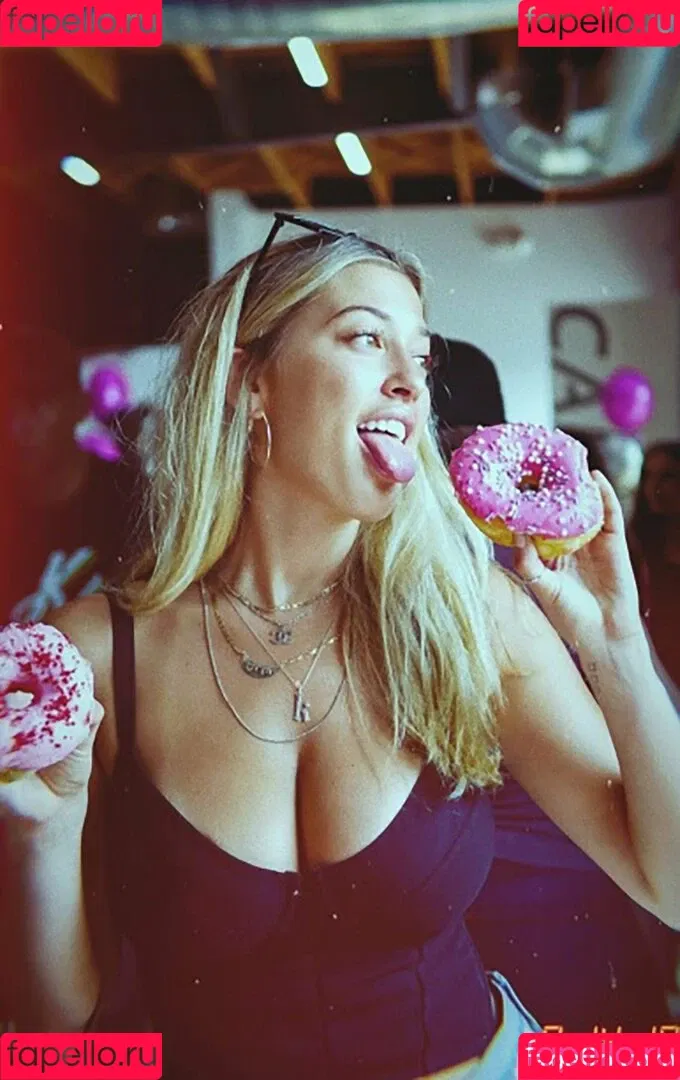 Lindsey Kevitch Onlyfans Photo Gallery 