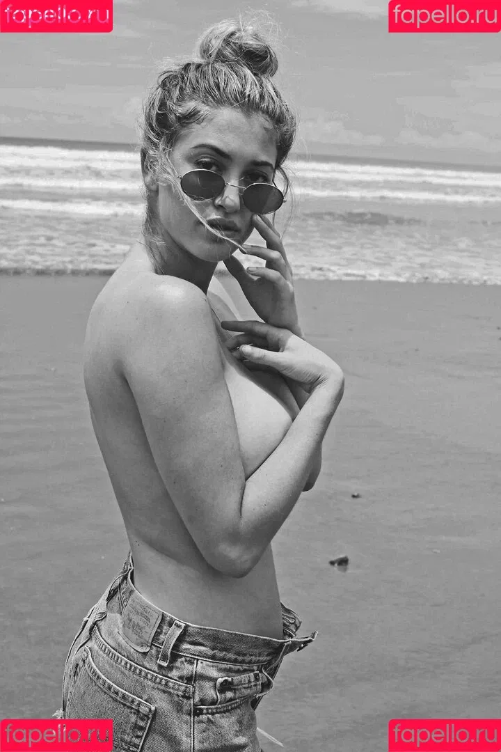 Lindsey Kevitch Onlyfans Photo Gallery 