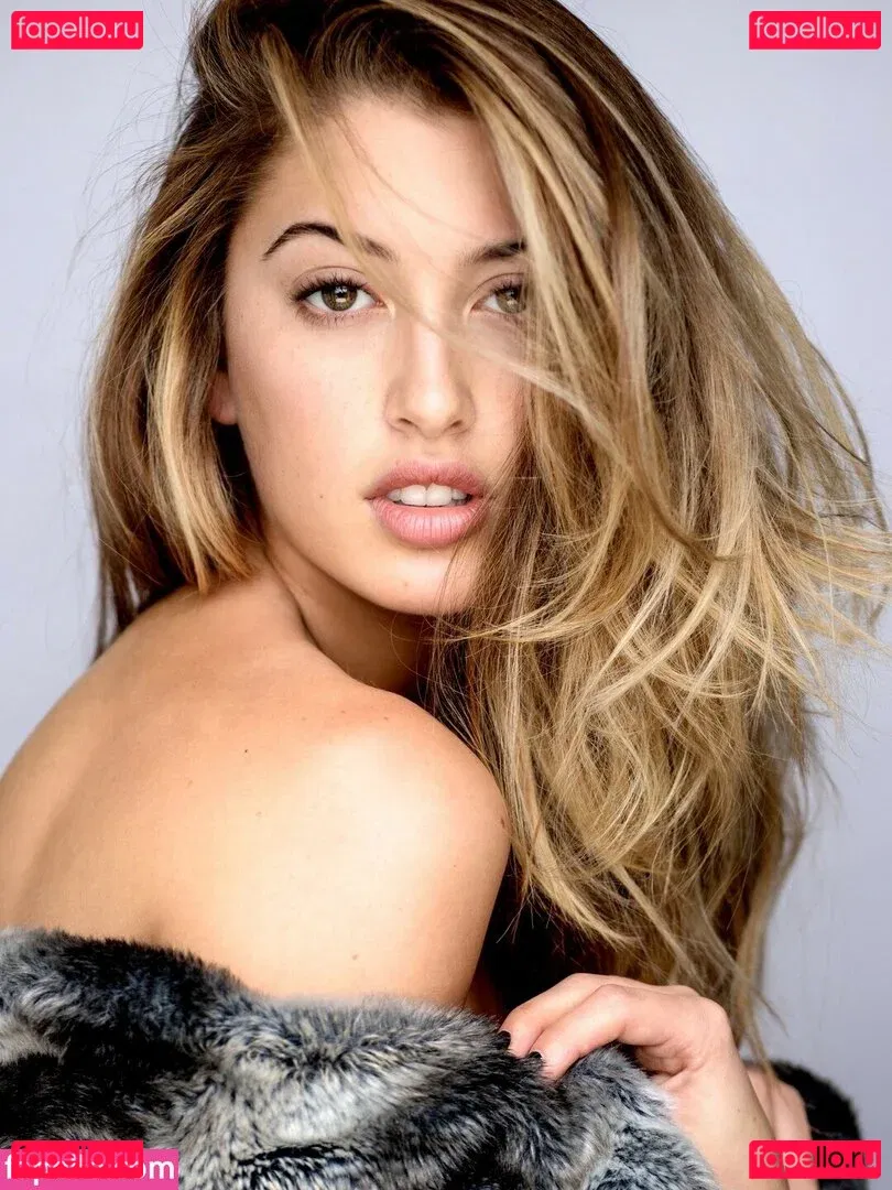 Lindsey Kevitch Onlyfans Photo Gallery 